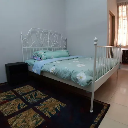 Orchidd Homestay Gambang Exterior photo